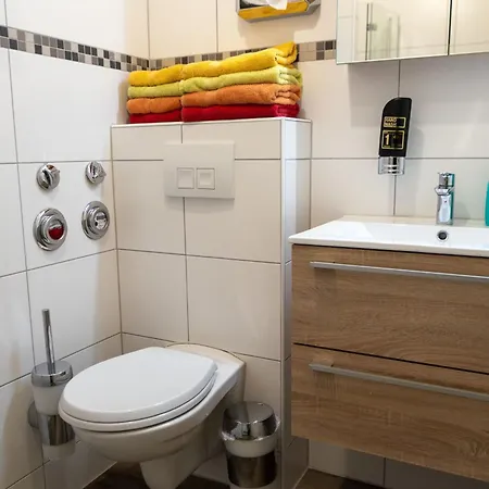 Mit Balkon Und Geschirrspuelmaschine By Interhome Apartament Weißenstadt