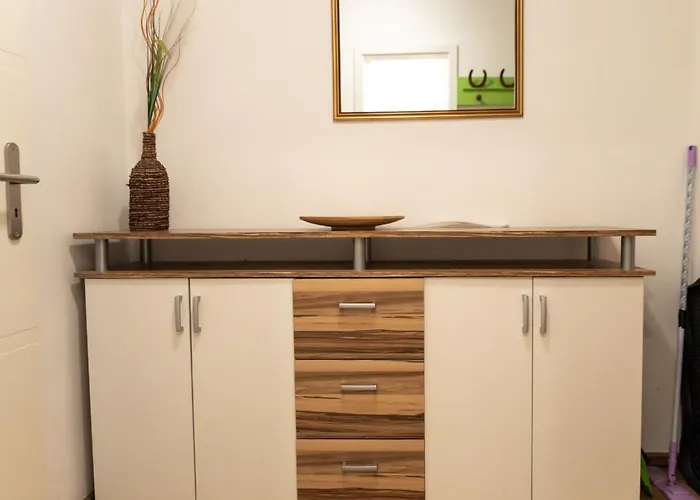 Mit Balkon Und Geschirrspuelmaschine By Interhome *