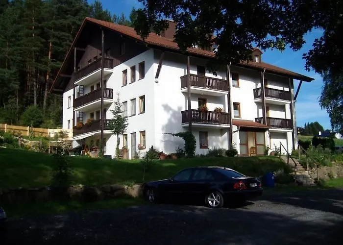 Mit Balkon Und Geschirrspuelmaschine By Interhome