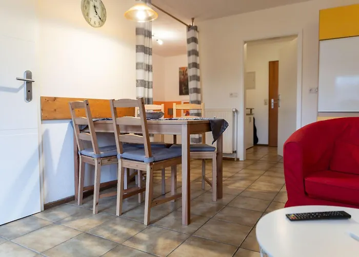 Mit Balkon Und Geschirrspuelmaschine By Interhome *